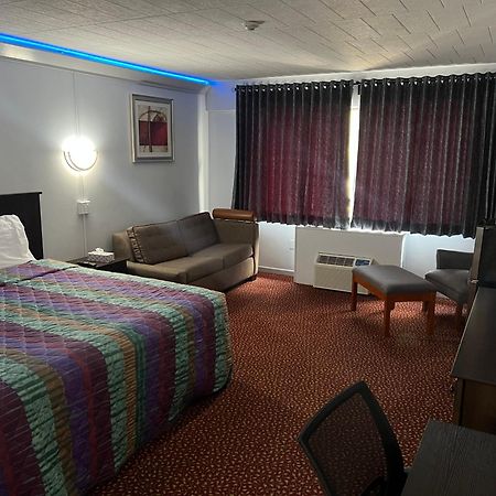 Lively Inn And Suites - Sudbury Naughton Εξωτερικό φωτογραφία