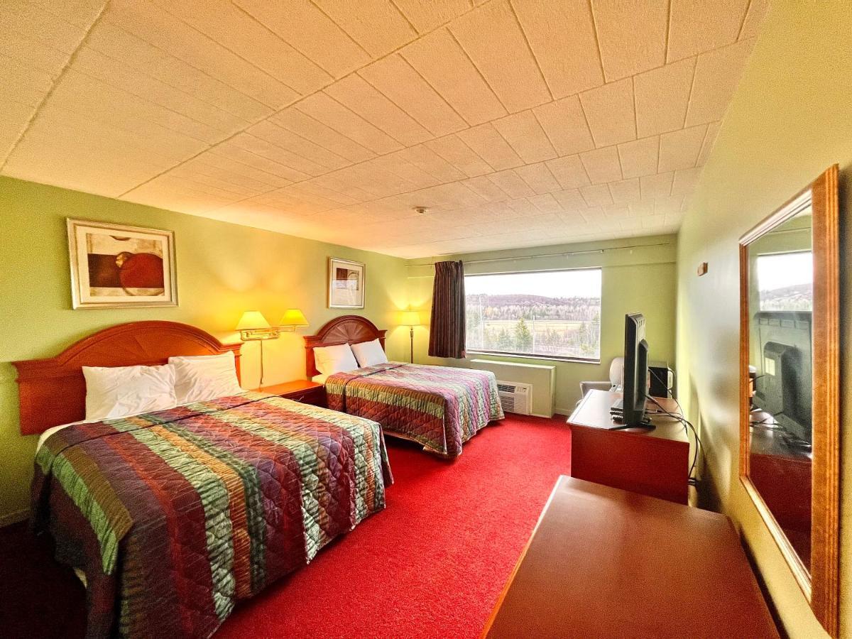 Lively Inn And Suites - Sudbury Naughton Εξωτερικό φωτογραφία