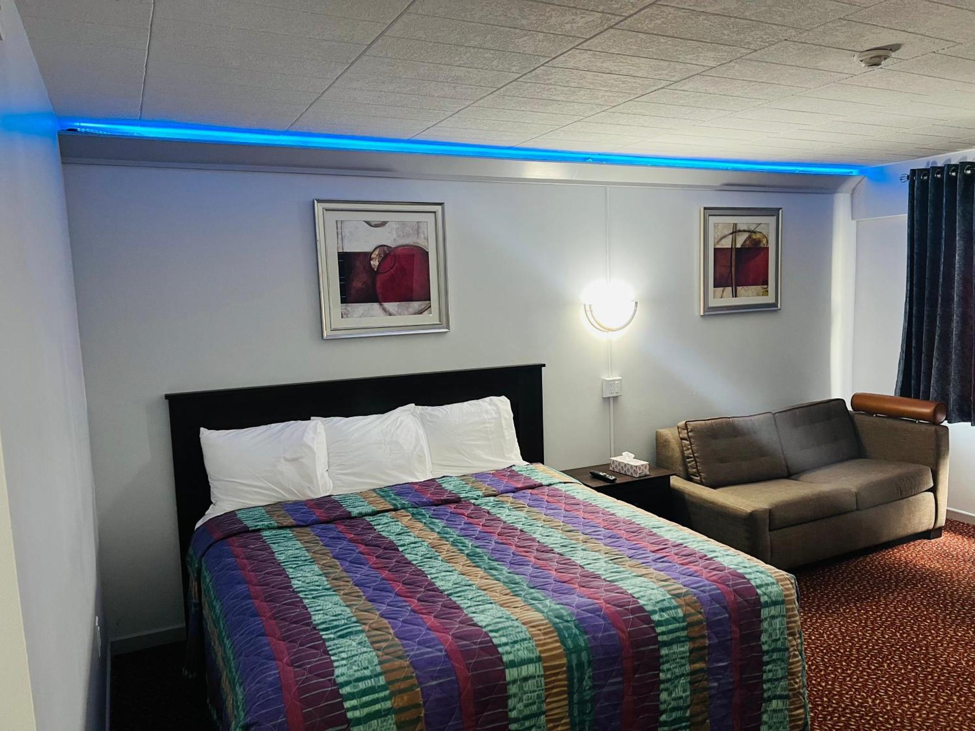 Lively Inn And Suites - Sudbury Naughton Εξωτερικό φωτογραφία